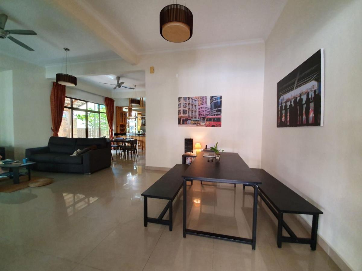 Eden Cosy Living Appartement Batu Feringgi Buitenkant foto